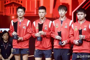 Đội Trung Quốc giành chức vô địch bơi tự do 400m nam! Phan Triển Lạc lần này đã đoạt được 3 vàng